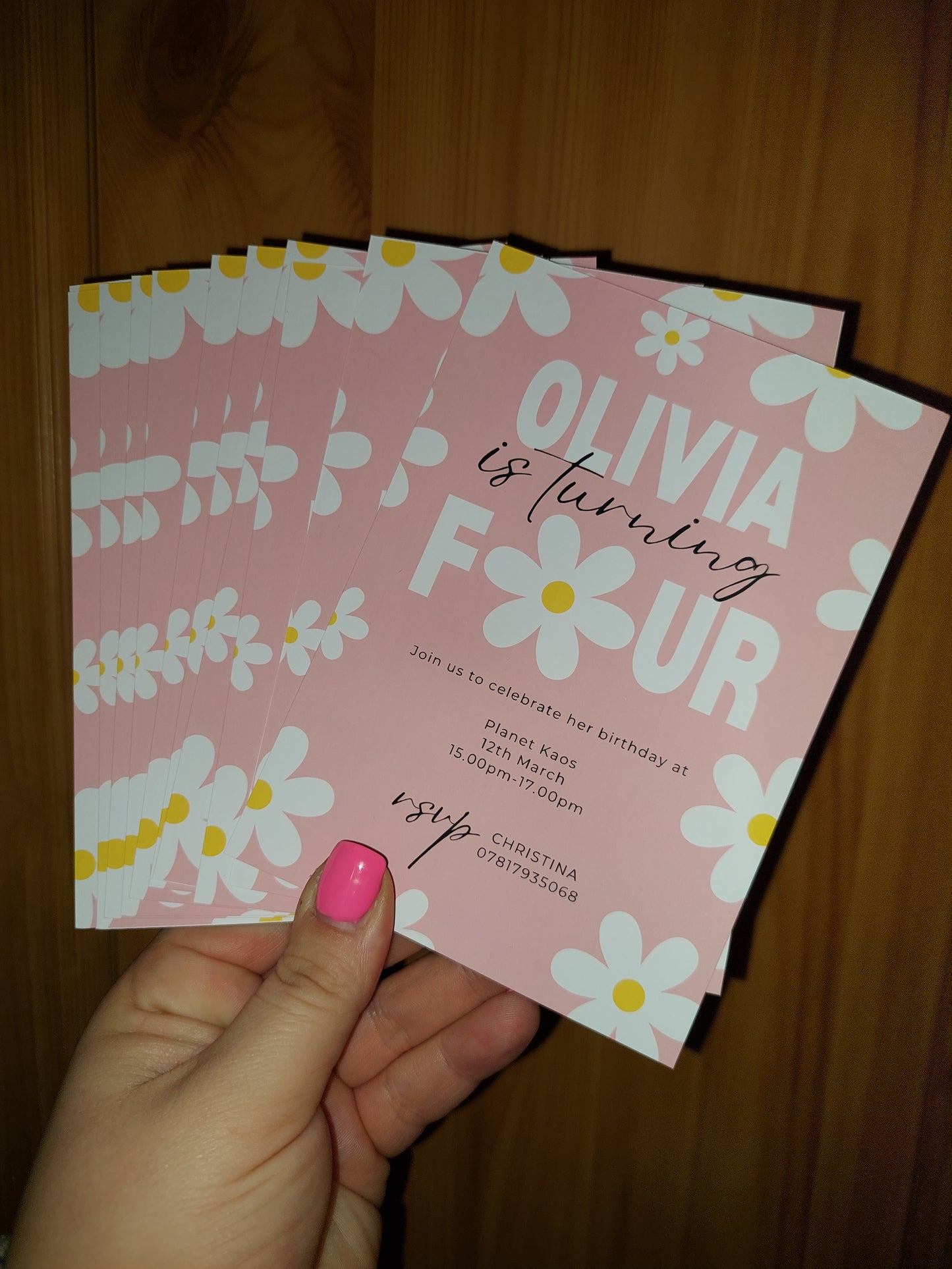 Pink Daisy Party Invitations | A6 Invites | Daisy Theme Invitations | Party Invitations