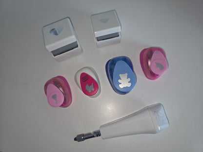 SALE - Bundle of 7 x paper punches